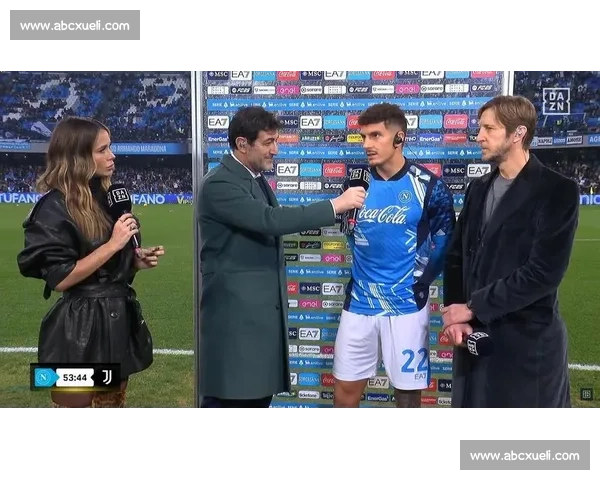 前裁判痛批 VAR 失灵：迪洛伦佐主动找接触，那不勒斯点球该取消